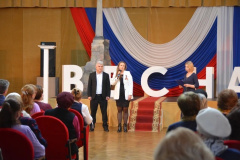 Гагаринский муниципалитет подарил жителям концертную программу "Севастополь - Россия: Едины!"