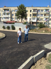 В Гагаринском районе продолжается ремонт внутриквартальных дорог